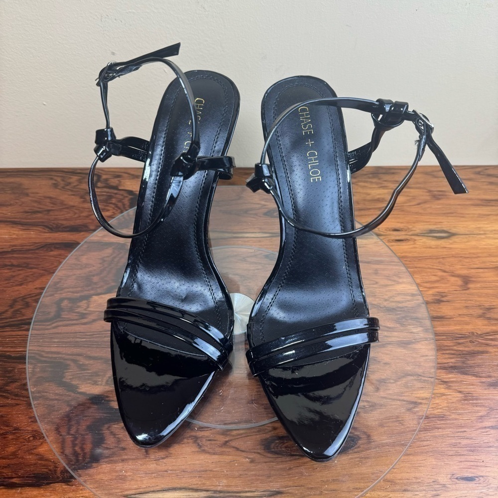 NEW CHASE AND CHLOE Elle Stiletto Sandal in black